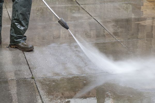 Concrete Power Washing in Crystal Lake