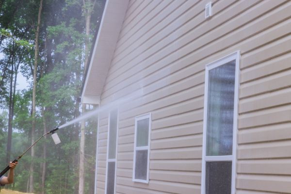 Cost of Exterior House Cleaning in Crystal Lake