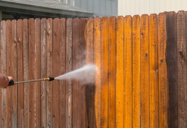 Cost of Fence Power Washing in Crystal Lake