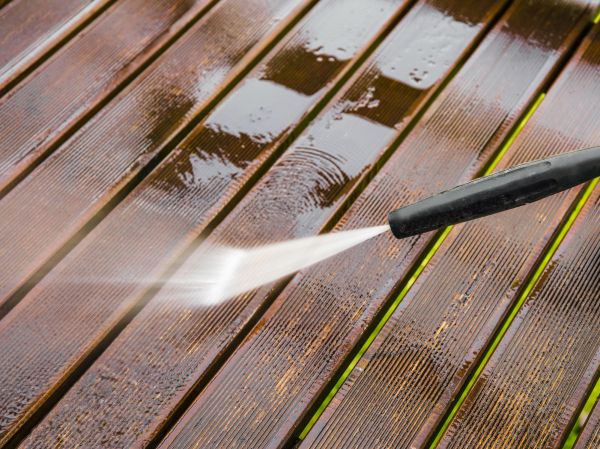 Balcony Cleaning in Crystal Lake