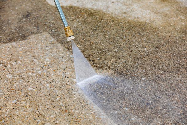 Cost of Driveway Pressure Cleaning in Crystal Lake