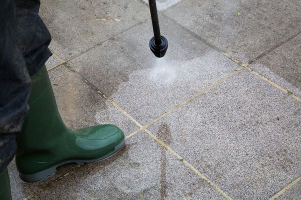 Cost of Industrial Pressure Cleaning in Crystal Lake