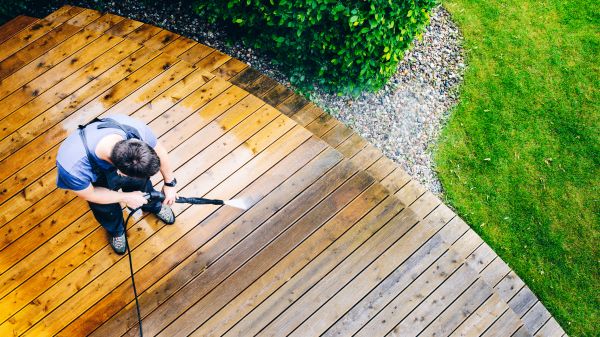 Deck Pressure Cleaning in Crystal Lake